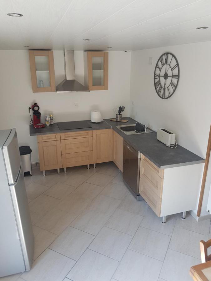 Gite Des Jardiniers Fumay Luaran gambar