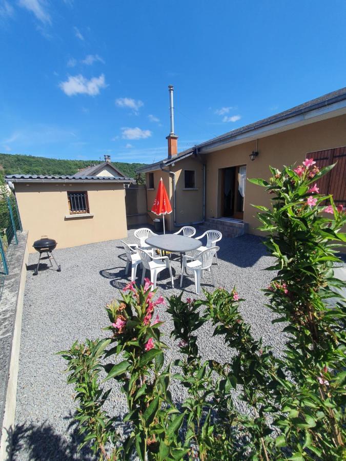Gite Des Jardiniers Fumay Luaran gambar